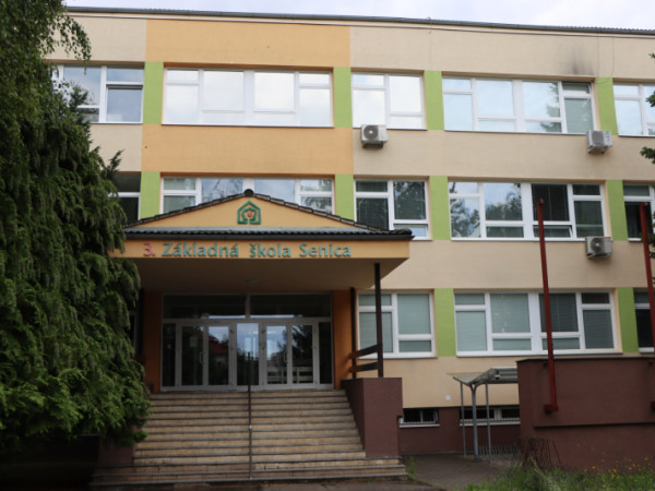 Výberové konanie na obsadenie miesta riaditeľa základnej školy