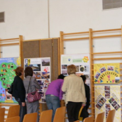 Prezentácie MŠ a obcí v Hofleine