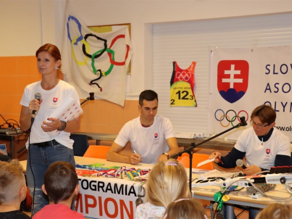 Olympionici Halinárová, Kazár a Kaliská debatovali s deťmi o športe