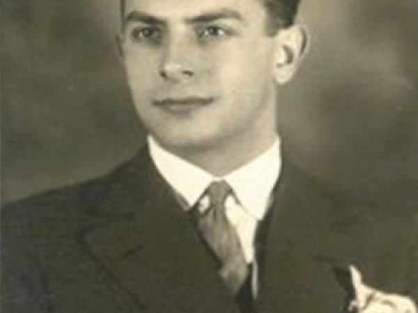 Dr. Ivan Horváth