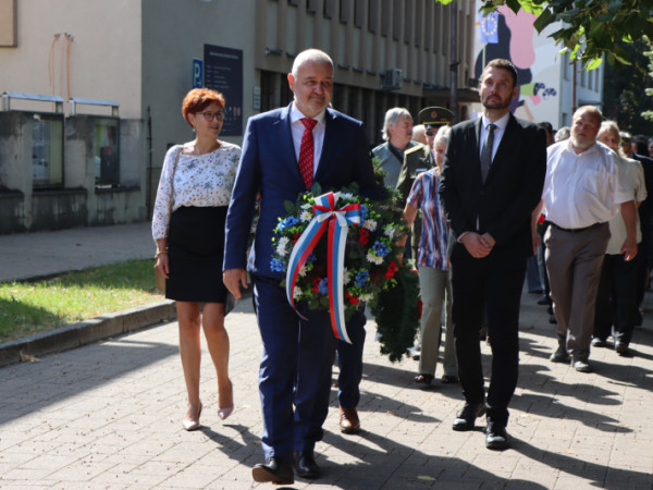 Senica si pripomenula 81. výročie Slovenského národného povstania