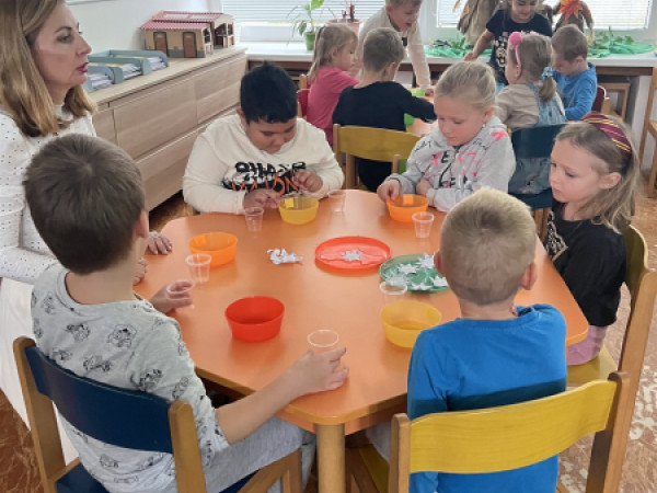 Predškoláci z MŠ Janka Kráľa sa zapojili do medzinárodného projektového dňa Technika okolo nás