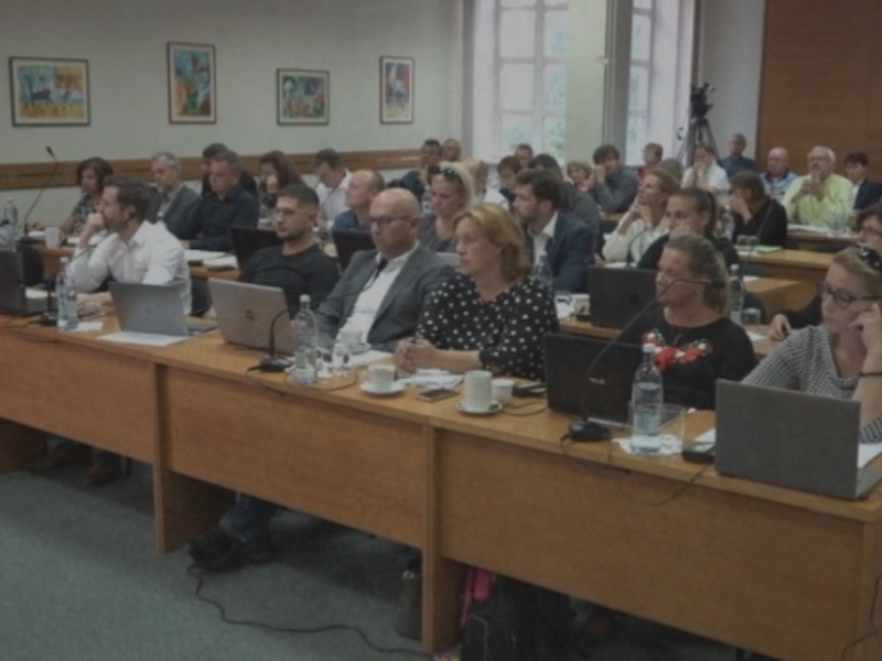 Poslanci schválili nákup pozemkov za viac ako 450 000 €