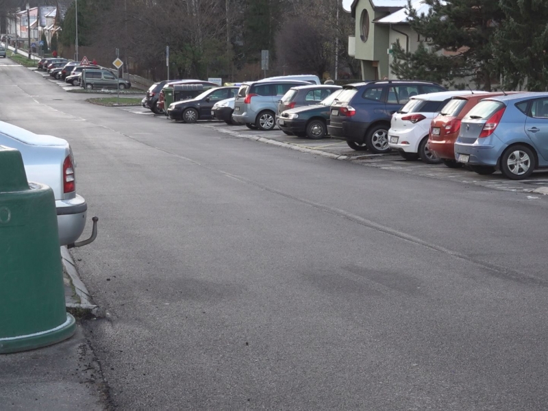 Na Mudrochovej ulici je zrekonštruovaná cesta