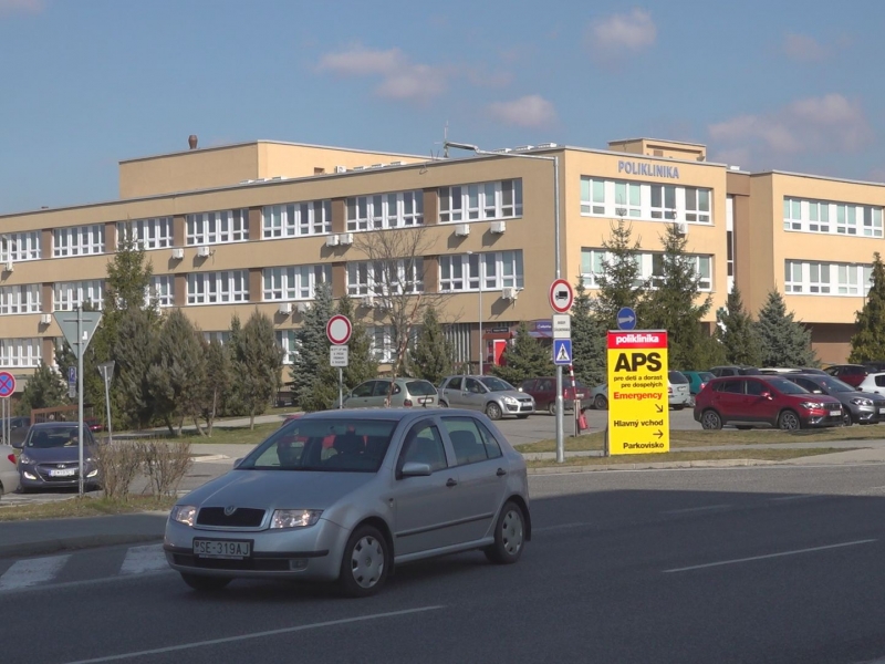 V senickej poliklinike prijali opatrenia voči koronavírusu