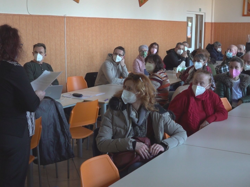 Obyvatelia ulíc pri 2. ZŠ diskutovali s poslancami a primátorom o plánovanej výstavbe