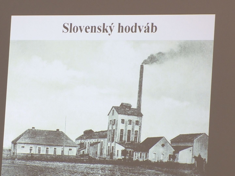 Lesk a mat Slovenského hodvábu