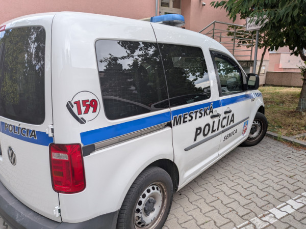 Zo zápisníka MsP: Kôň v Kunove, poškodená izba v hoteli i krádež v obchode