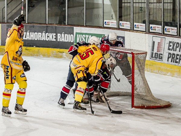 HC Dukla Senica - HC 46 Bardejov 0:3 (0:0, 0:1, 0:2)