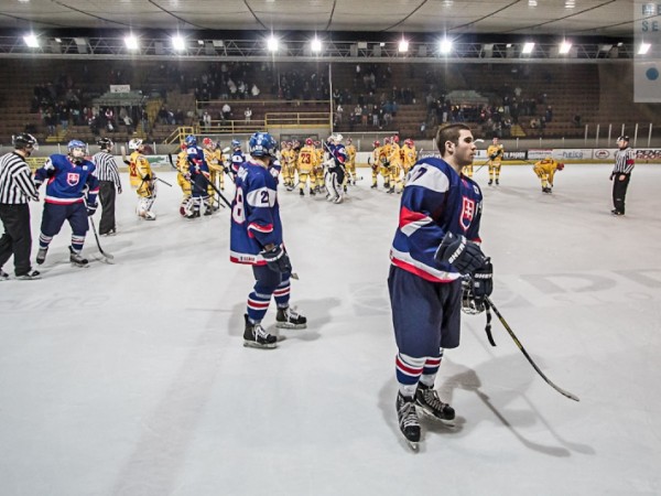 HC Dukla Senica – Slovensko U18 6:1 (3:0, 2:0, 1:1)