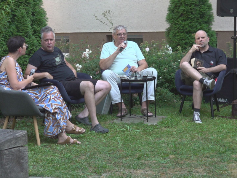 Tri príbehy na jednej vlne